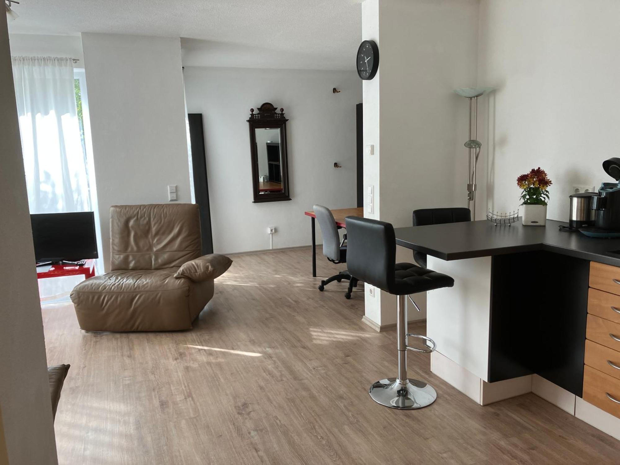 Helle & Ruhige Wohnung In Neu-Ulm Ngoại thất bức ảnh